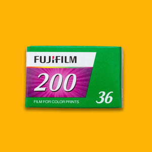 FUJIFILM 200 (35MM)