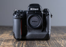 Load image into Gallery viewer, NIKON F5
