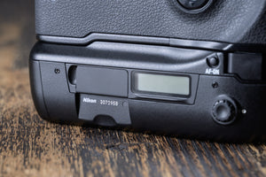 NIKON F5