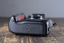 Load image into Gallery viewer, NIKON F5

