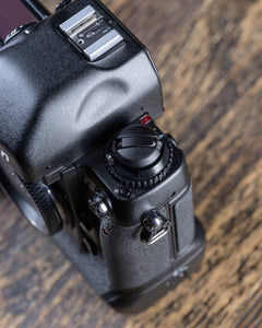 NIKON F5