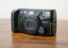 Load image into Gallery viewer, FUJIFILM DL-1000 ZOOM DATE
