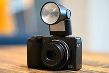Load image into Gallery viewer, Phottix Mini-A Flash/Led
