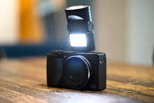 Load image into Gallery viewer, Phottix Mini-A Flash/Led
